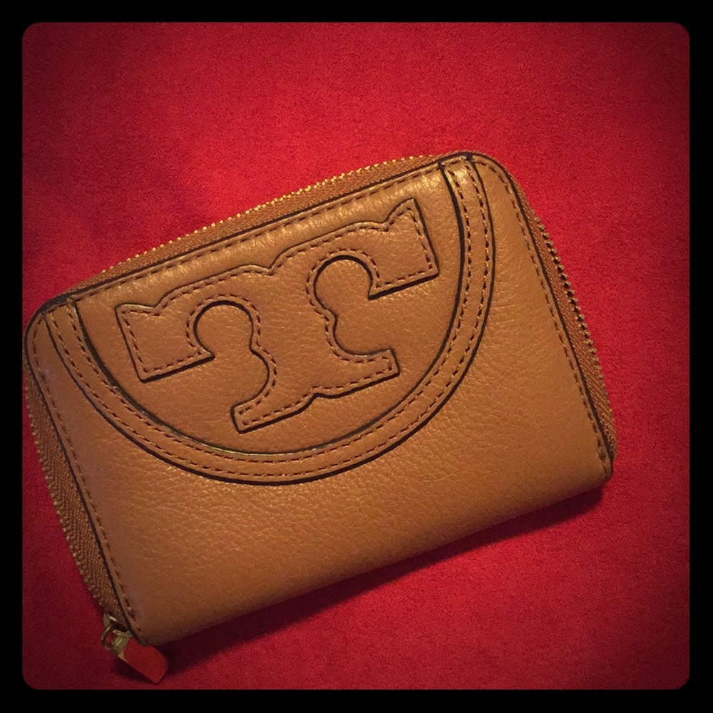 Tory Burch wallet